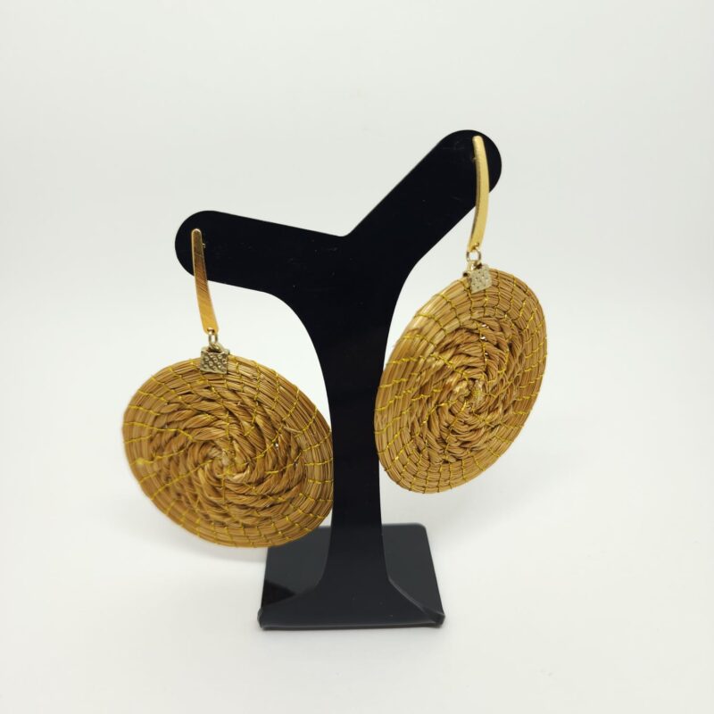 Brinco Capim Dourado Mandala