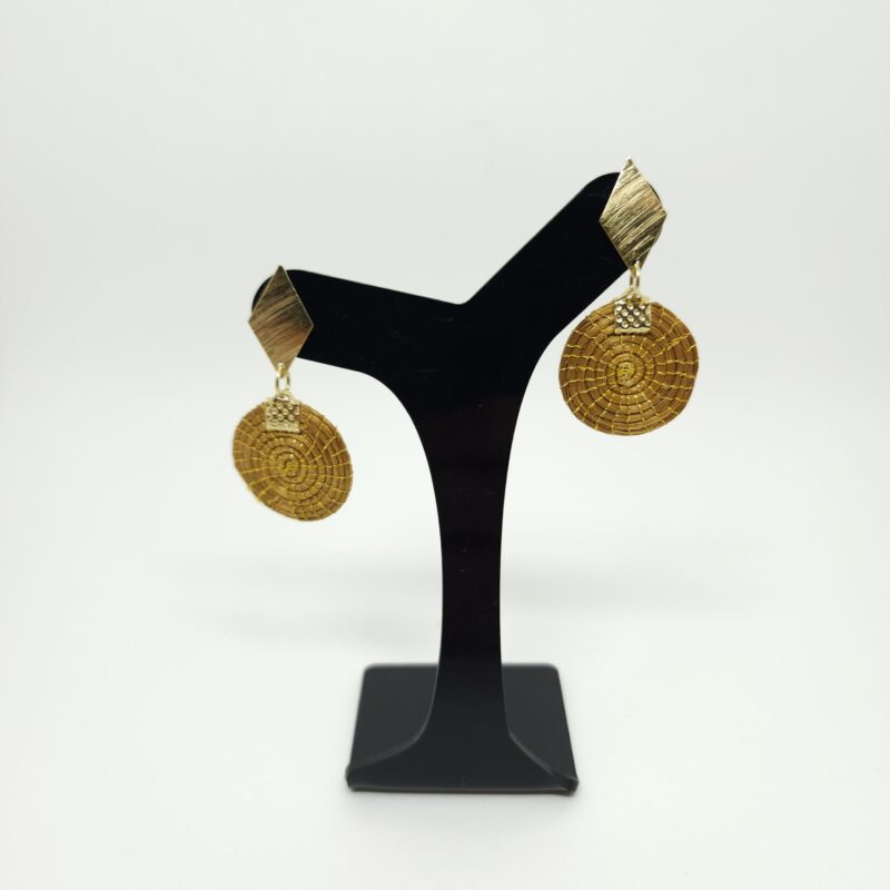 Brinco Capim Dourado mandala