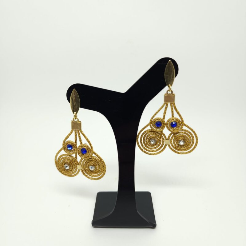 15272371763-img-20240514-wa0162.jpg Brinco Capim Dourado voltas