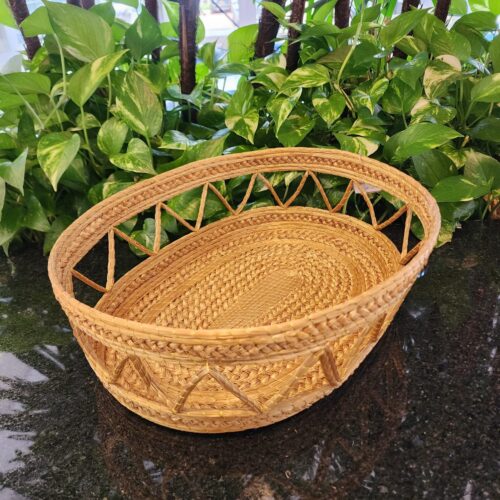 #CESTA C.DOURADO ABERTA OVAL GRANDE LINHA DOURADA 40X31X12