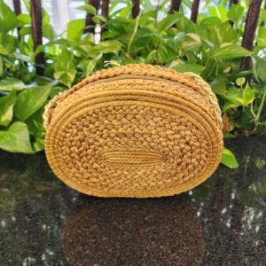 #BOLSA CAPIM DOURADO LISA + TRANÇA ALÇA CORRENTE