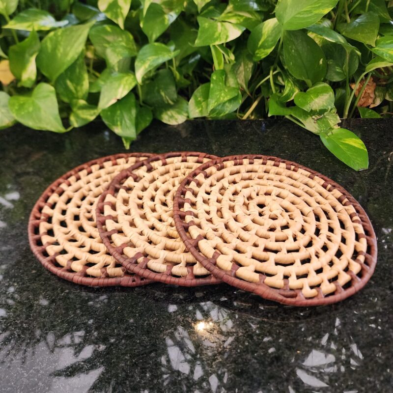 Porta-Panelas de Carnaúba Natural + café 20cm - Feito a Mão