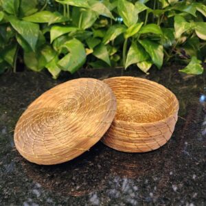 ##CAIXA  C.DOURADO LISA LINHA DOURADA  12,5X5