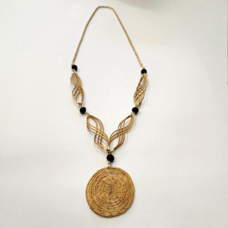 #COLAR CAPIM DOURADO