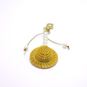 #CHAVEIRO CHAPEU CAPIM DOURADO +  MOSQUETAO + BOLINHA BRANCA
