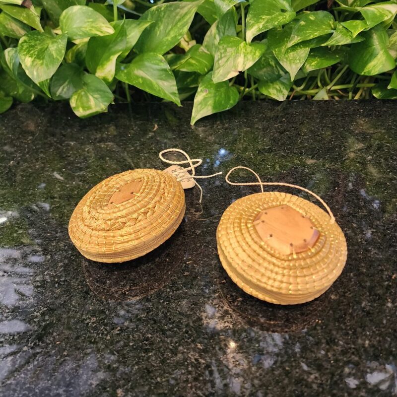 #PORTA MOEDA C/  MADEIRA NO MEIO DIVERSOS