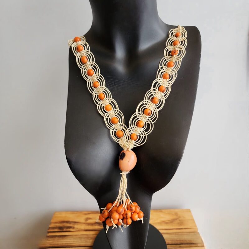 #COLAR C/ FIBRA MACRAME