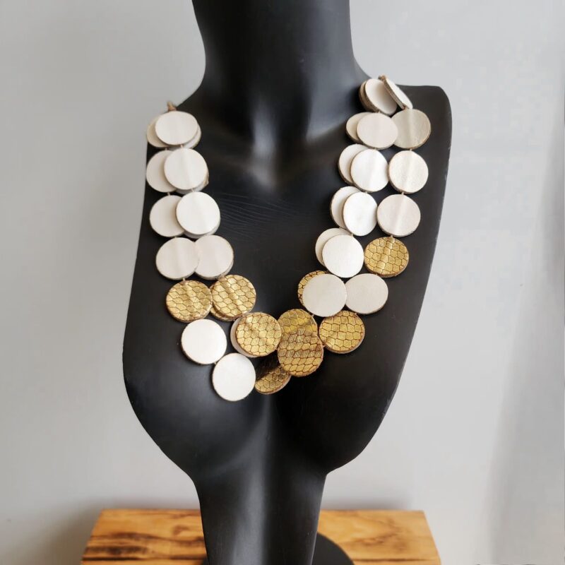 #COLAR COURO DIVERSOS 38