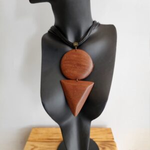 #COLAR MADEIRA GEOMETRICA