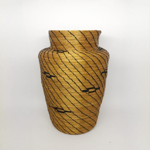 #VASO C. DOURADO LINHA PRETA C/ DETALHE G 15X23