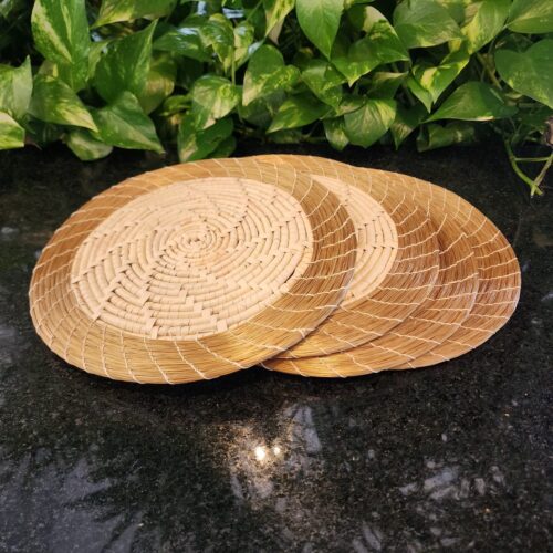 15341253098-whatsapp-image-2025-04-17-at-13-33-26.jpeg ##SUPLA/ MANDALA COM CAPIM DOURADO + FIBRA NATURAL 25CM