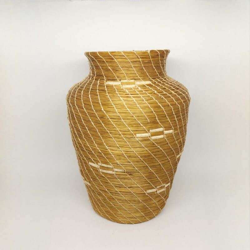 ##VASO C. DOURADO LINHA NATURAL C/ DETALHE G 18X25