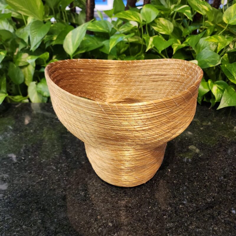 Vaso de Capim Dourado Design Andrieli Pinto