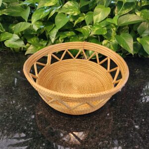 #CESTA CAPIM DOURADO 25.5X11CM