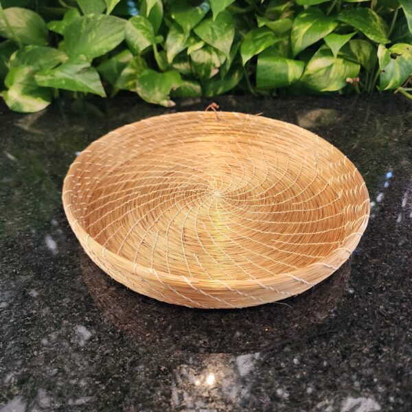 ##BANDEJA REDONDA C.DOURADO LINHA NATURAL 12X12X2#