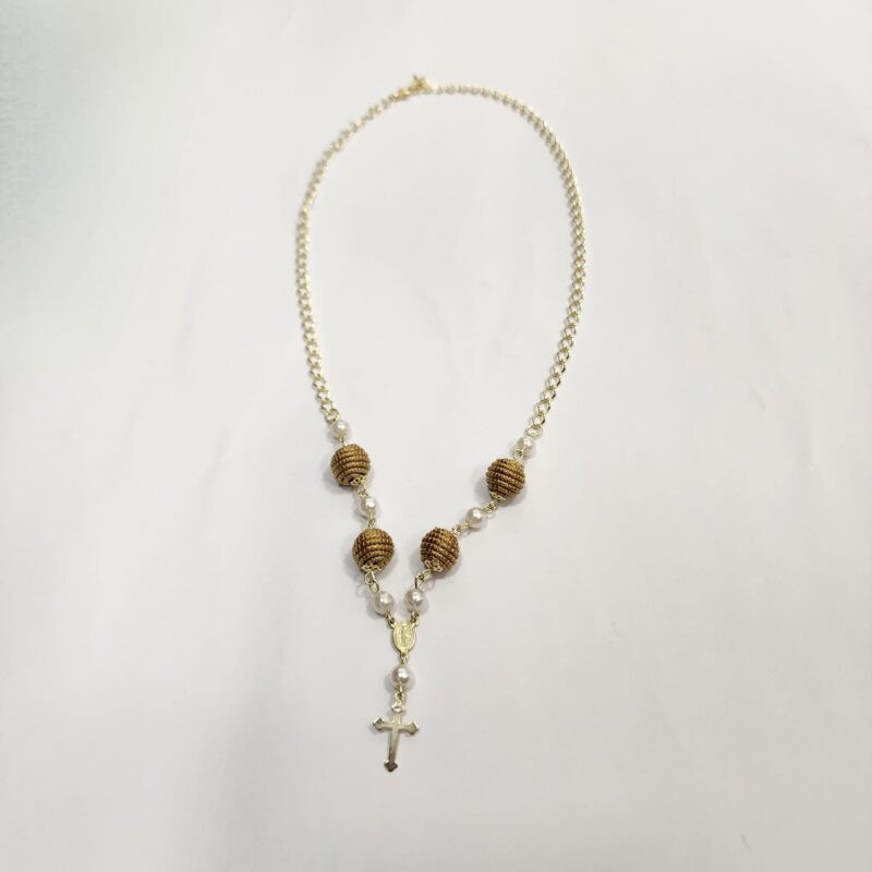 #COLAR TERÇO COM PEROLA #