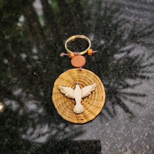 15372255606-1dc85d60f762519214607ce47d33ae56.jpg FOTO#CHAVEIRO DIVINO MADEIRA + ARGOLA #