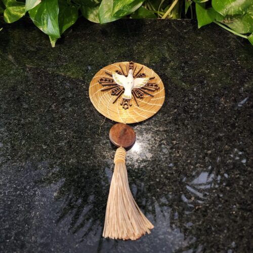 Mandala de Capim Dourado com Divino Resina c/ pompom