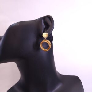 15383817814-whatsapp-image-2025-10-10-at-14-50-17-34.jpeg Brinco Capim Dourado redondo