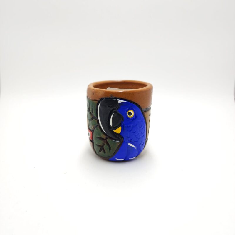 Copinho de Ceramica fauna Arara Azul escrita Jalapão-TO Seleção