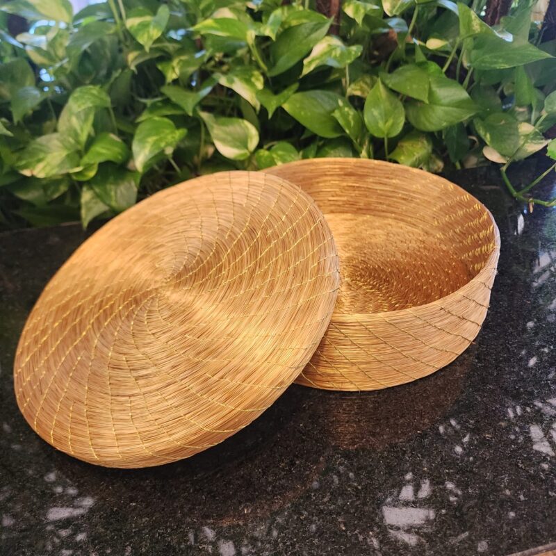 Caixa Capim Dourado  Lisa Linha Dourada 25 x 7cm