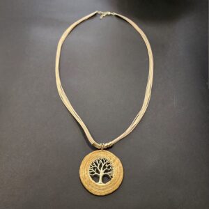 15368418189-15364124643-15364120886-15364119039-15364106292-15364098785-15333083276-whatsapp-image-2025-03.jpeg Colar Árvore da Vida Corda cor Natural