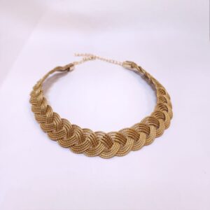 15392709663-whatsapp-image-2025-11-07-at-15-27-22.jpeg Gargantilha de Capim Dourado Seleçao tranças Luxo