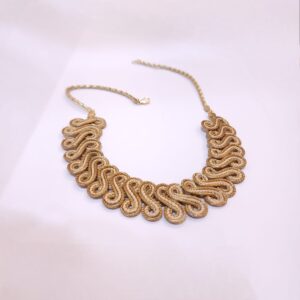 15392717002-whatsapp-image-2025-11-07-at-15-41-05-1-2.jpeg Gargantilha de Capim Dourado Coleção Top100 2016