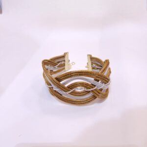 15392742207-whatsapp-image-2025-11-07-at-16-48-04.jpeg Bracelete de Capim Dourado
