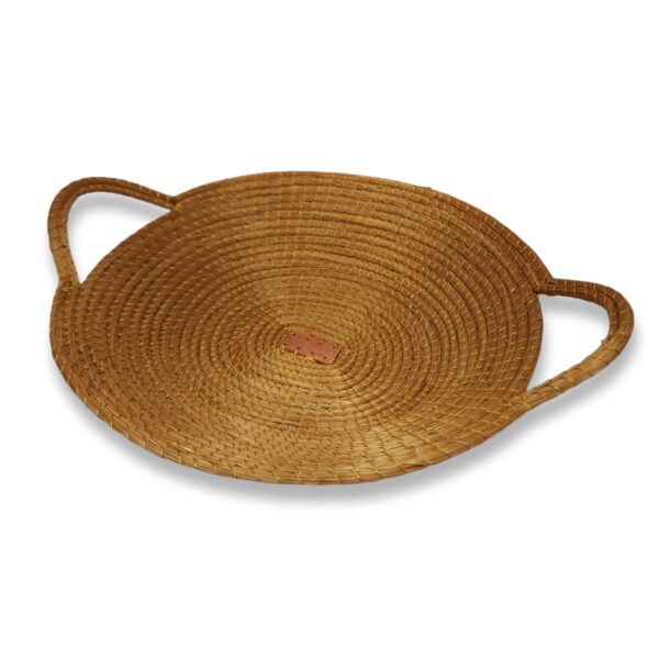 15393436154-whatsapp-image-2025-11-11-at-15-09-56.jpeg Cesta Capim Dourado Fechada com alça 37 x 30 x 7cm