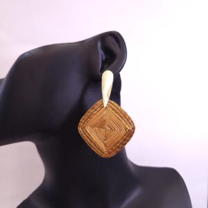 15393971626-whatsapp-image-2025-11-13-at-13-00-05.jpeg 0823 - Brinco Capim Dourado