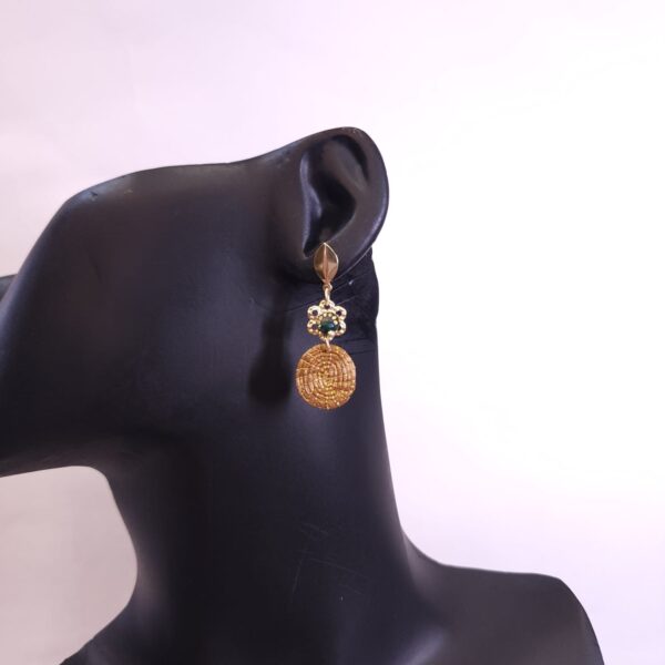 0828 - Brinco Capim Dourado