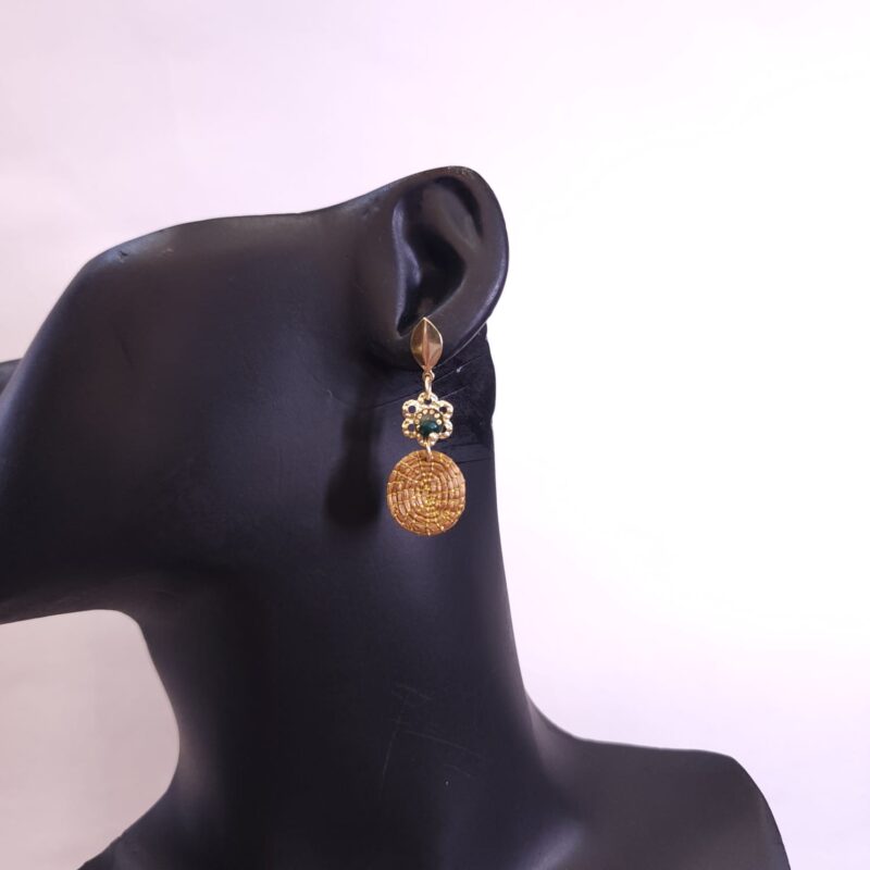 0828 - Brinco Capim Dourado