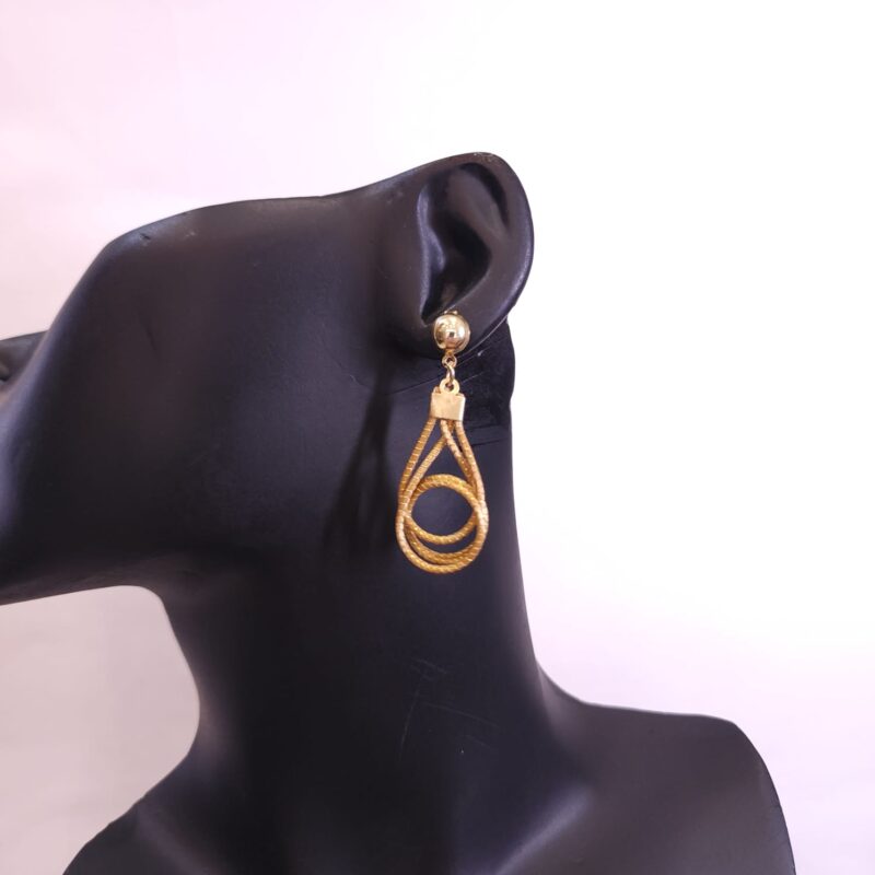 0840 - Brinco Capim Dourado