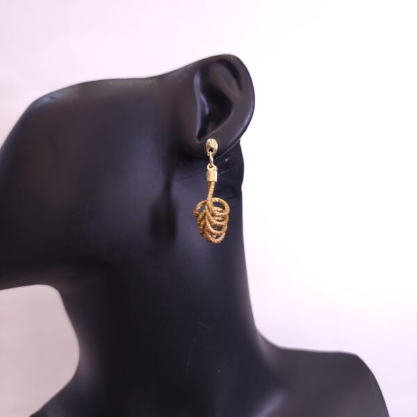 15393988918-whatsapp-image-2025-11-13-at-13-00-23.jpeg 0848 - Brinco Capim Dourado