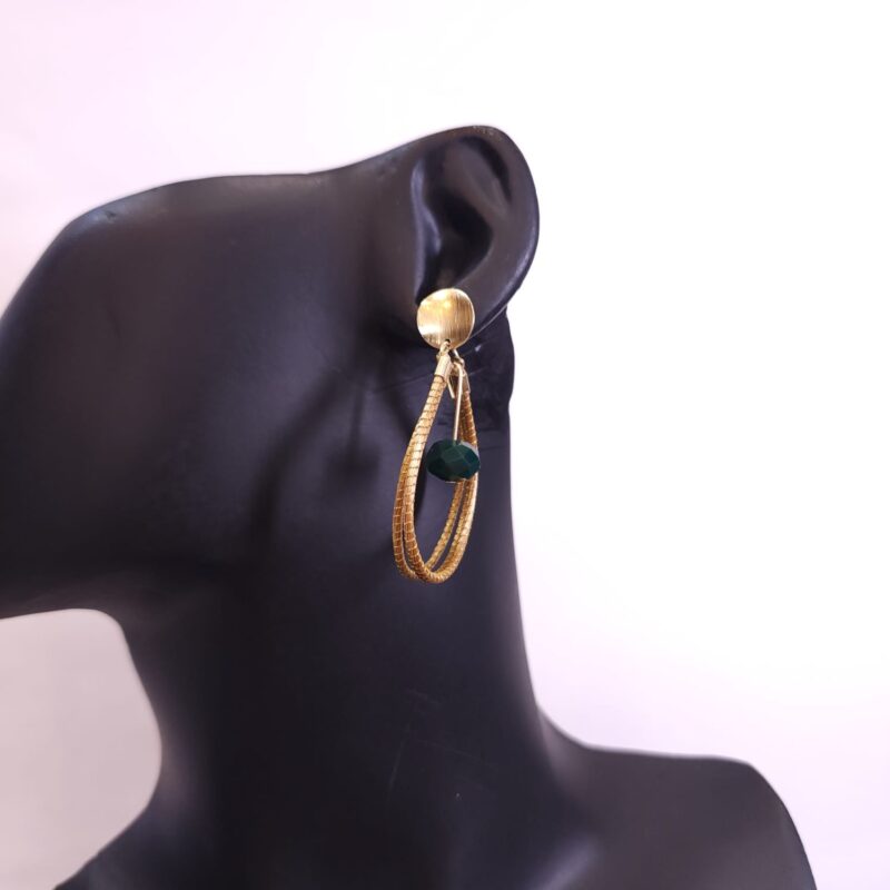 0853 - Brinco Capim Dourado