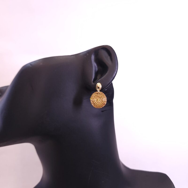 0854 - Brinco Capim Dourado