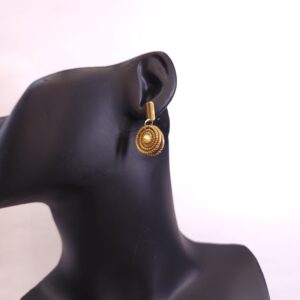 15394005070-whatsapp-image-2025-11-13-at-13-00-29-1.jpeg 0858 - Brinco Capim Dourado