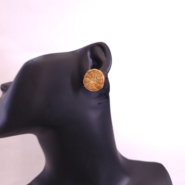 15394008645-whatsapp-image-2025-11-13-at-13-00-26-3.jpeg 0865 - Brinco Capim Dourado