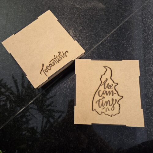 15395245964-whatsapp-image-2025-11-19-at-16-53-05-1.jpeg Caixa de MDF com mapa e escrita do Tocantins