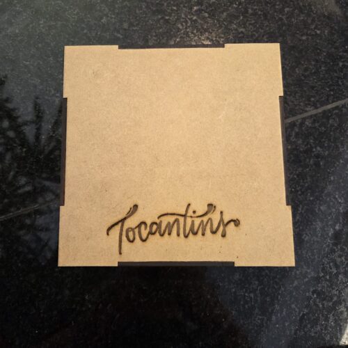 15395251566-whatsapp-image-2025-11-19-at-16-53-04-3.jpeg Caixa de MDF com escrita do Tocantins