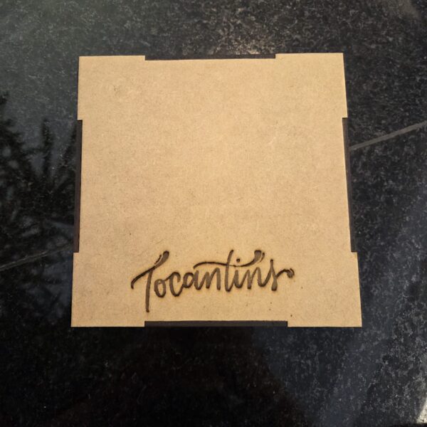 15395251566-whatsapp-image-2025-11-19-at-16-53-04-3.jpeg Caixa de MDF com escrita do Tocantins