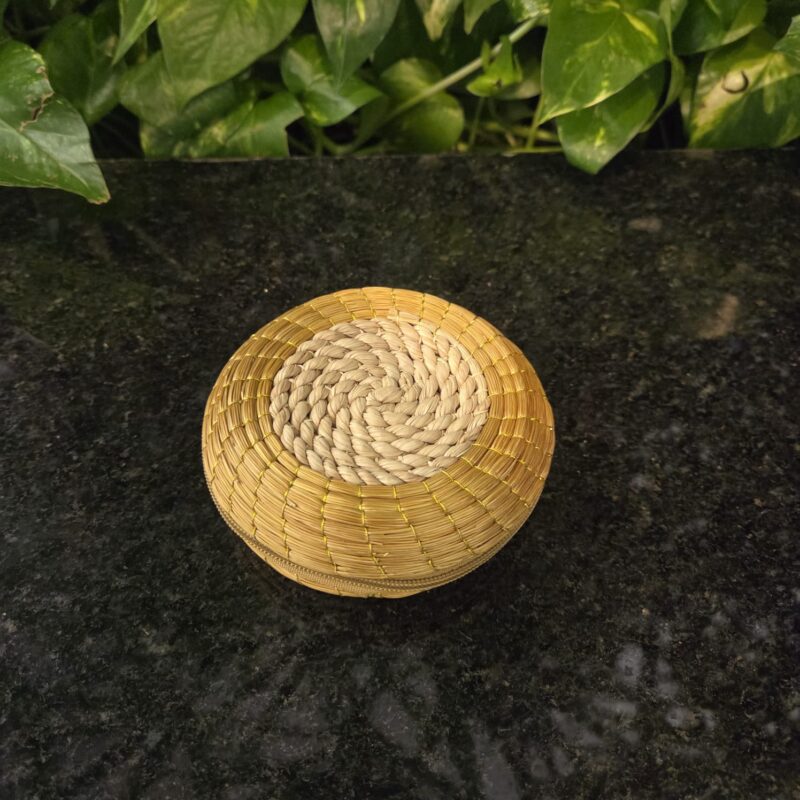Porta moeda de Capim Dourado com Fibra de Buriti