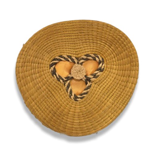 15396246839-whatsapp-image-2025-11-25-at-18-01-32-1.jpeg Bolsa de Capim Dourado com Detalhe