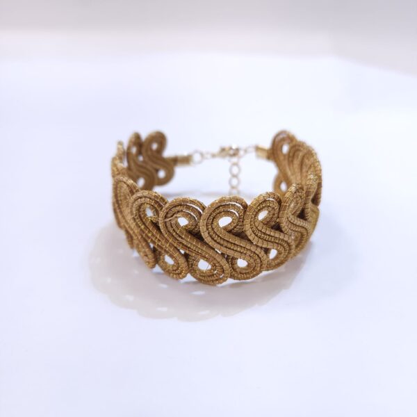 15400170680-whatsapp-image-2025-12-15-at-11-16-37-1.jpeg Bracelete de Capim Dourado Top100
