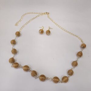 15400245316-whatsapp-image-2025-12-15-at-15-54-48-1.jpeg Colar de Bolinhas de Capim Dourado + Brinco Bolinha