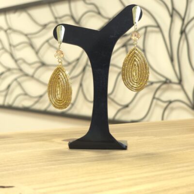 0805 - Brinco Capim Dourado
