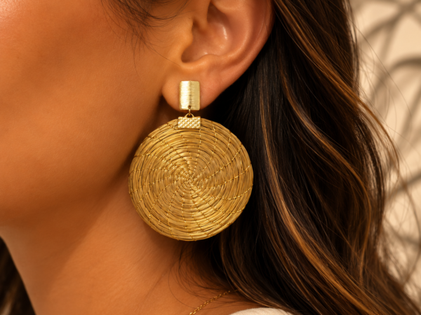 15564021604-chatgpt-image-jun-23-2026-05-47-18-pm.png 0806 - Brinco Capim Dourado