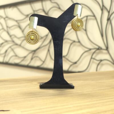0810 - Brinco Capim Dourado