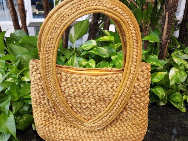 Bolsa de Capim Dourado Grande com Alça Fixa